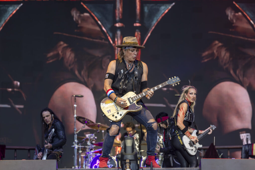 Alice Cooper_AKA_Johnsen056