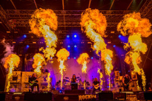 Heaven Shall Burn Feuershow